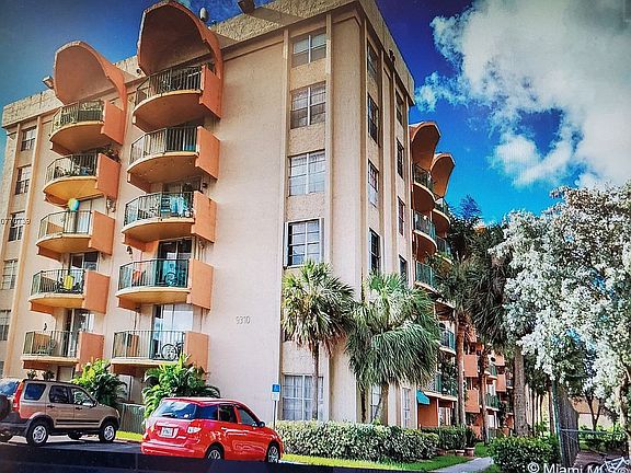 5th image of 9310 Fontainebleau Blvd APT 309