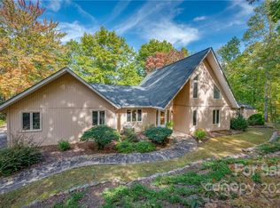 70 Chocolate Drop Mountain Rd, Columbus, NC 28722