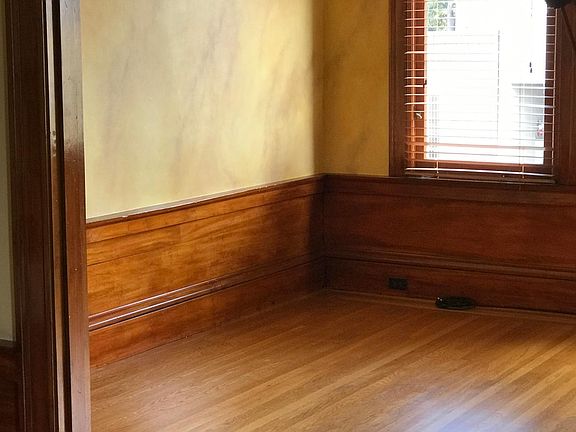 3rd image of 1360 Chestnut St #1362