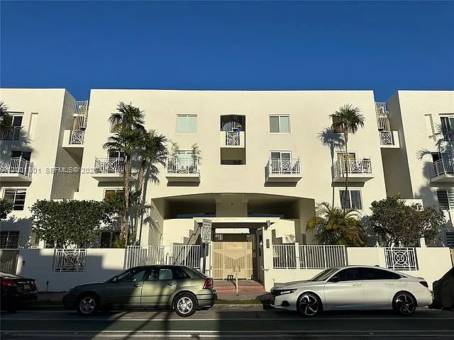 635 Euclid Ave #225 — Photo 22