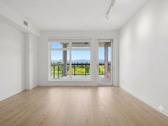 5th image of 5011 Springs Blvd #307