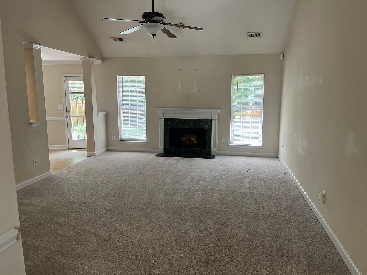 3 bed, 1522 sqft, $2,295 — Photo 4