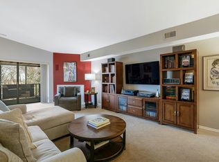 171 S Middle Neck Rd APT 3B, Great Neck, NY 11021