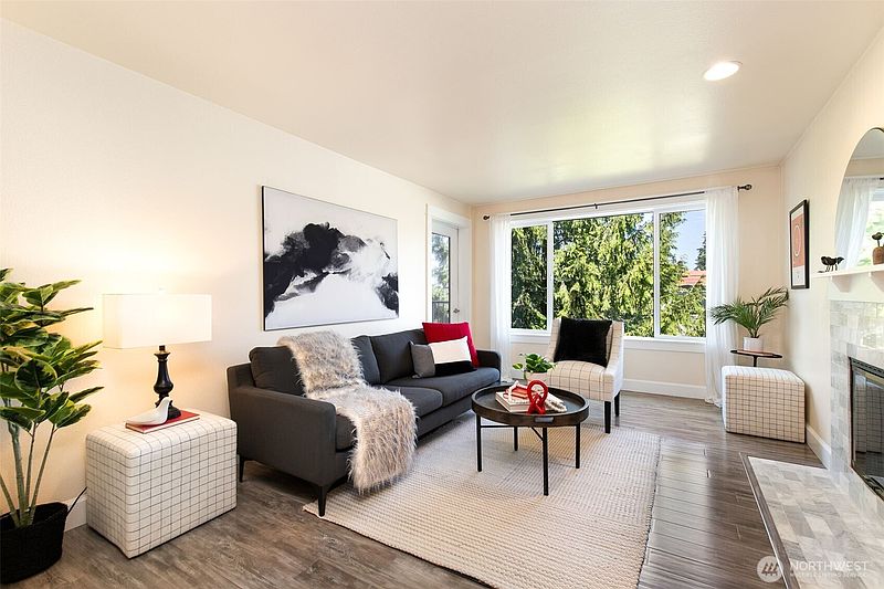 4th image of 300 N 130th Street #7207