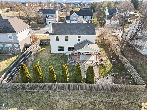 4th image of 8352 Alcona Dr