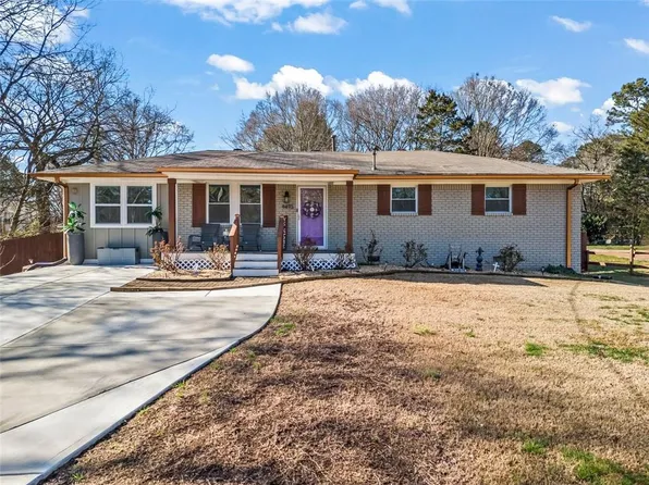 4493 Old Hiram Lithia Springs Rd, Powder Springs, GA 30127