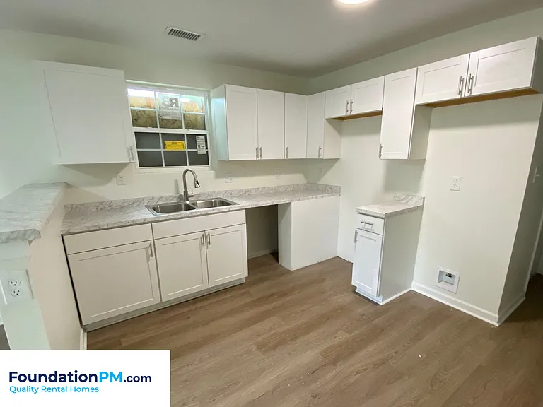 2831 Overton Crossing St — Photo 4