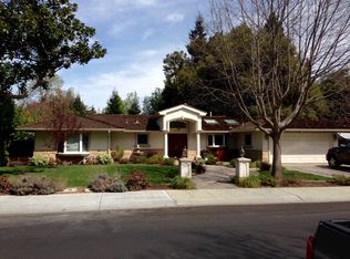 1509 Edgewood Dr, Palo Alto, CA 94303