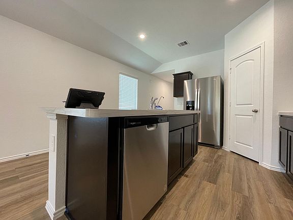 4th image of 1746 Windstone Ridge Dr