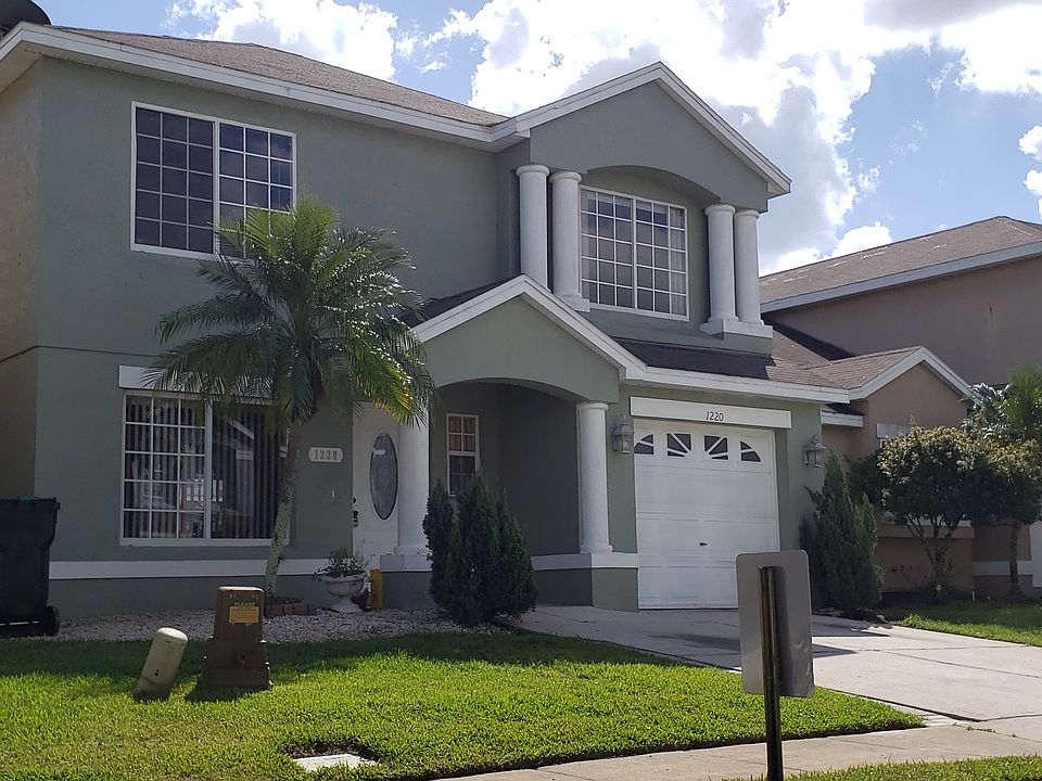 1st image of 1220 Sandbrook Dr