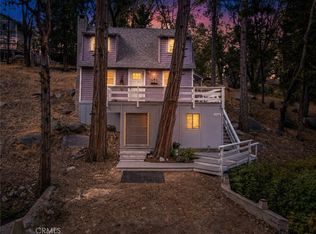 27548 Meadow Dr, Lake Arrowhead, CA 92352