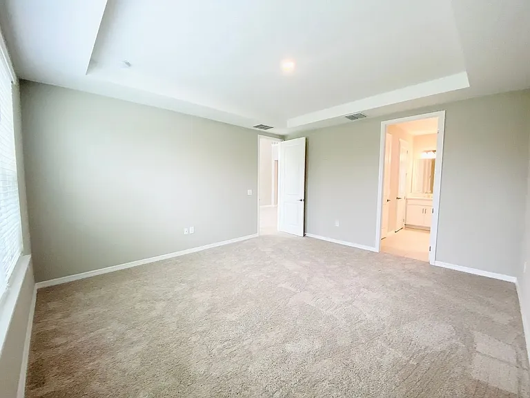 2304 Kestrel Perch Pl — Photo 12