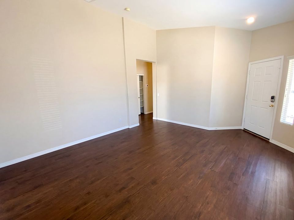 1st image of 2516 Judson Ave