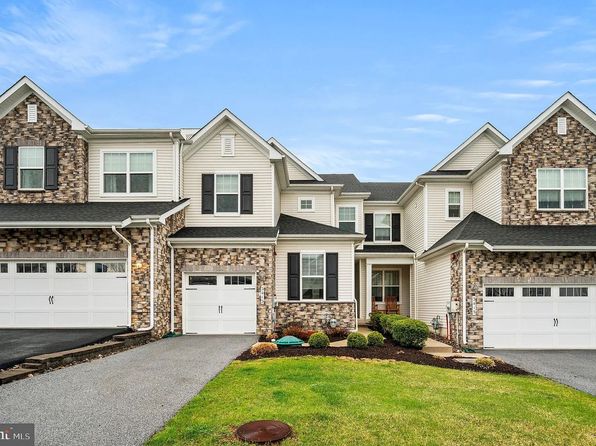 3413 Bergamont Way