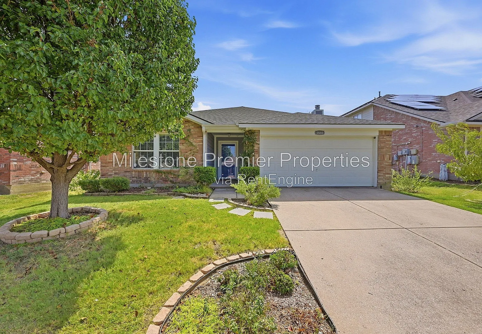 4 bed, 2.0 bath, 1908 sqft, $2,100 — Photo 1