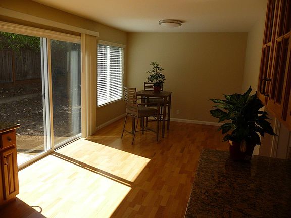 5th image of 6222 Cahalan Ave