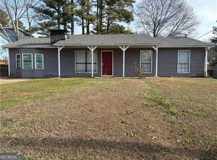 1317 Country Downs Dr, Norcross, GA 30093