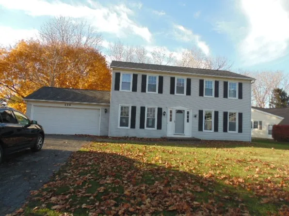 134 Applewood Dr, Rochester, NY 14612