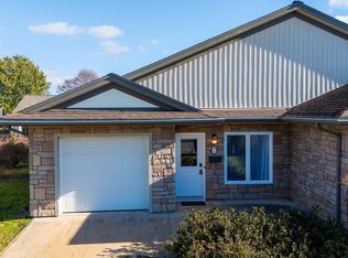7 Harris Pl, Wolfville, NS B4P 1T3