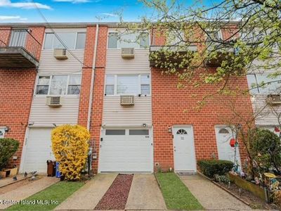 32 Francine Ct #B, Staten Island, NY, 10306