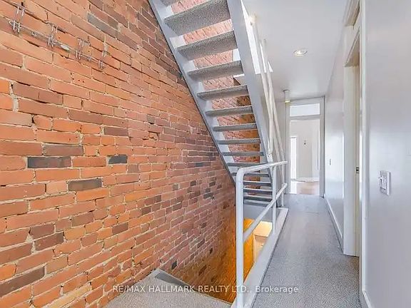 4th image of 6 Prust Ave #2