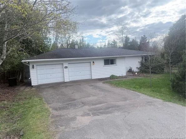130 Renshaw Rd, Rothesay, NB E2H 1R6