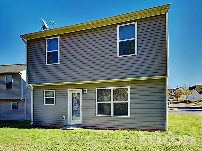 9415 Bradstreet Commons Way — Photo 15