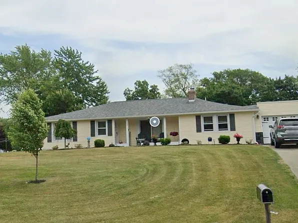 53 Ford Ave, Latham, NY 12110