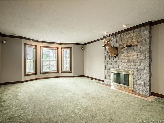 4th image of 261 Indian Hills Dr NE