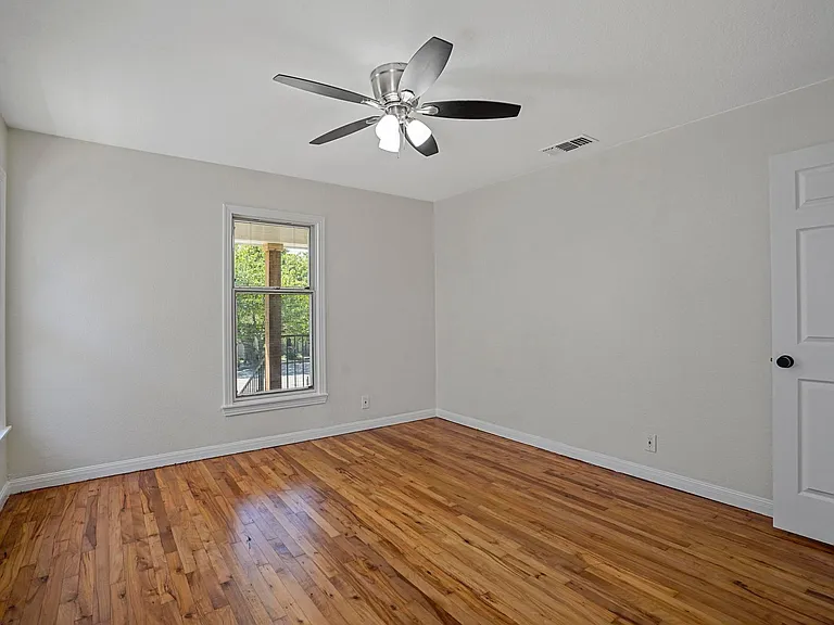 2541 Walsh Ct — Photo 30