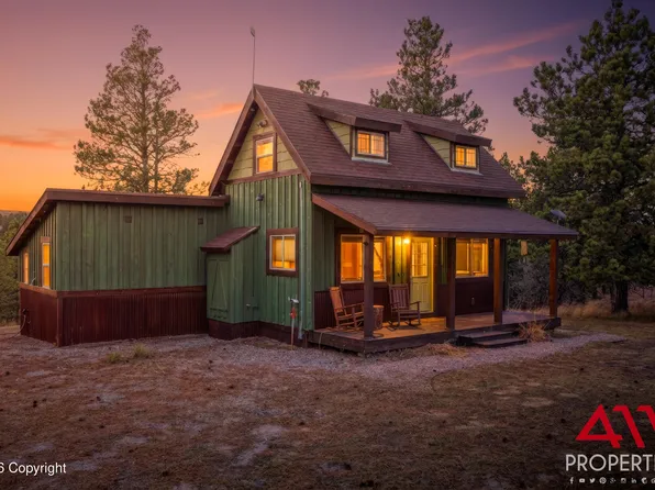 1787 Oak Creek Rd, Aladdin, WY 82710