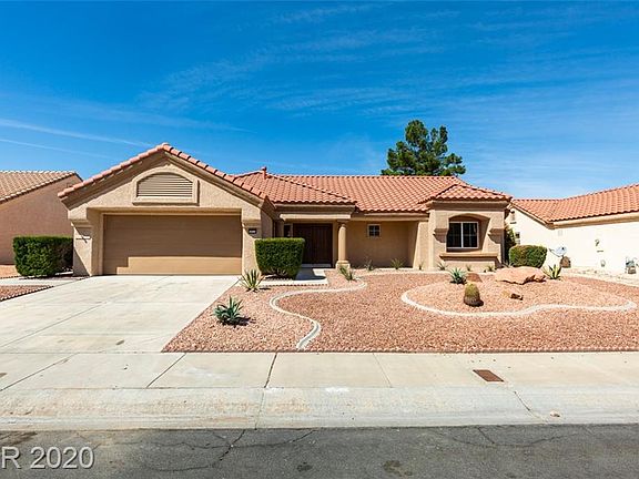 2nd image of 2613 Silverton Dr