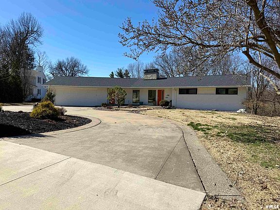 5th image of 318 Lincoln Hill Ct NW