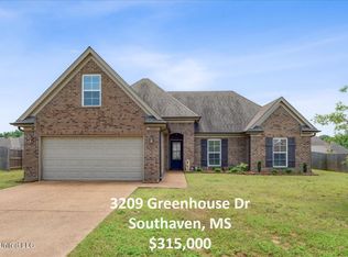 3209 Greenhouse Dr, Southaven, MS 38672