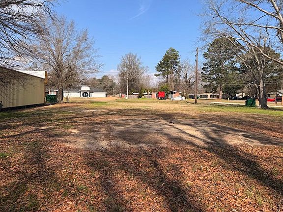 3rd image of 534 Alabama St