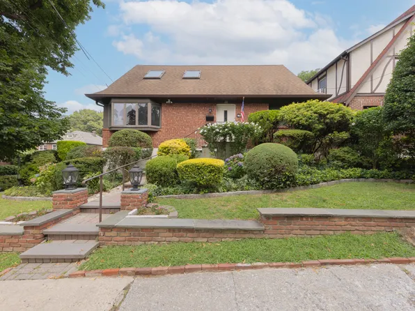 55 W Devonia Ave, Mount Vernon, NY 10552