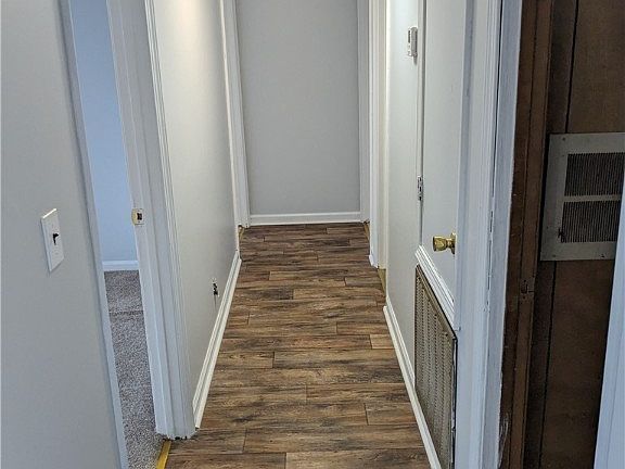 2nd image of 3326 Fernridge Dr