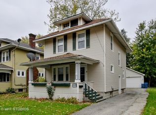 927 Lebanon St, Aurora, IL 60505