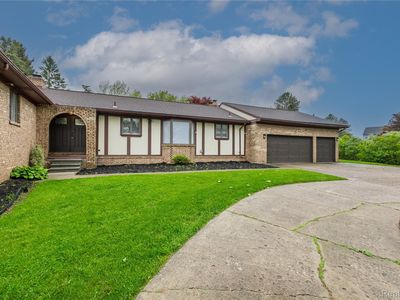 59663 Pettengill Dr, New Hudson, MI, 48165