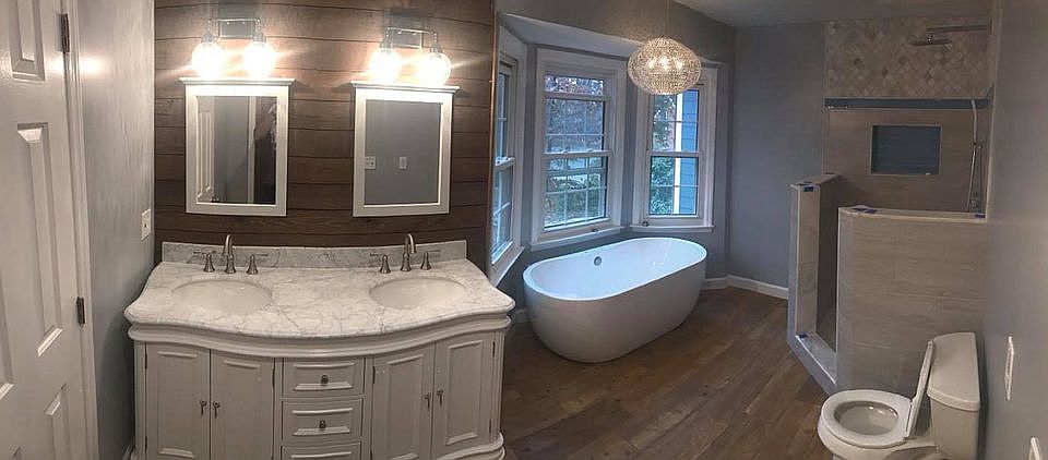 Master bathroom 
