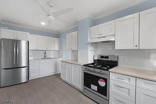 621 Spruce Ave #B Photo 1