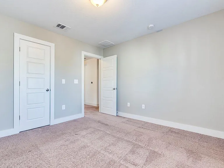 2208 Capulet St — Photo 16