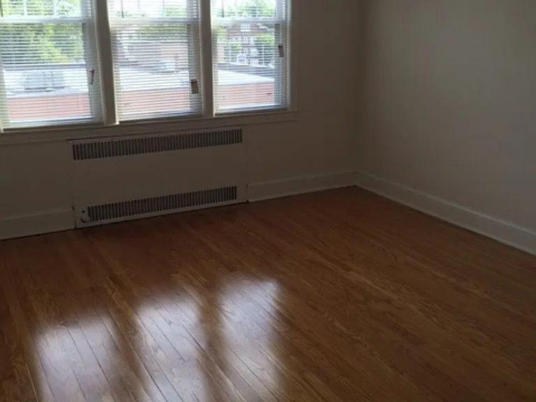 684 Farmington Ave #4-6 — Photo 19