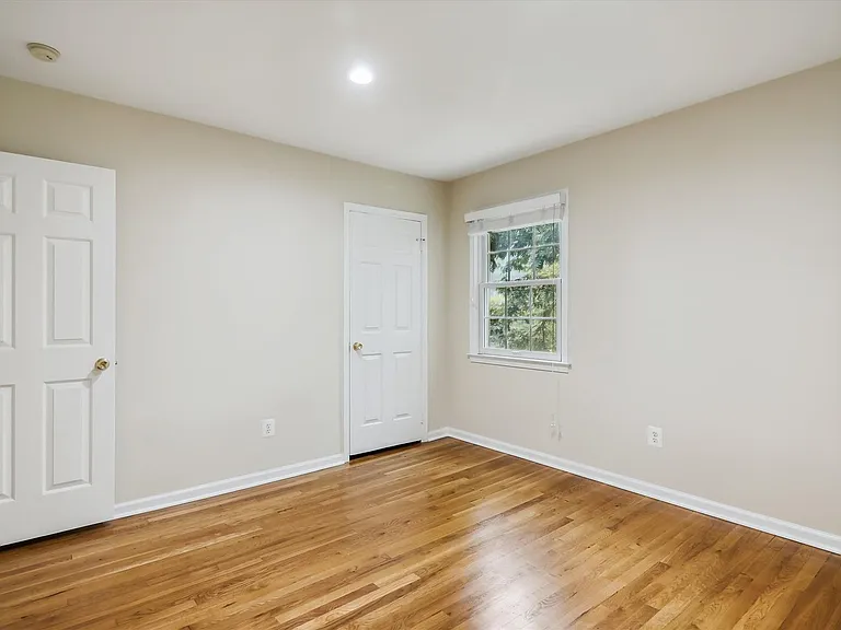 9309 Langford Ct — Photo 45