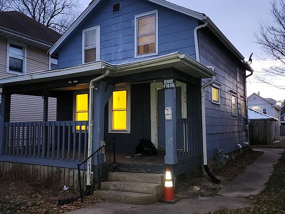 2nd image of 544 Woodlawn Ave