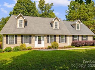 5763 S Highway 97 Rd, Hickory Grove, SC 29717