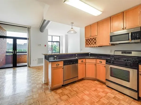 610 Newark St, Hoboken, NJ
