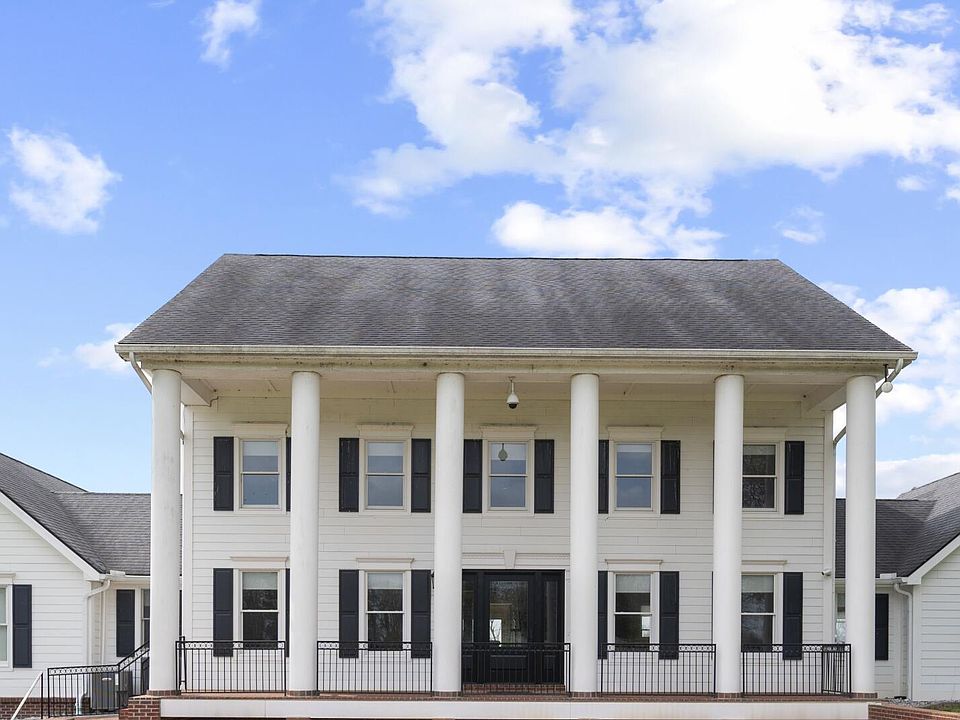 1st image of 3600 Briar Hill Rd