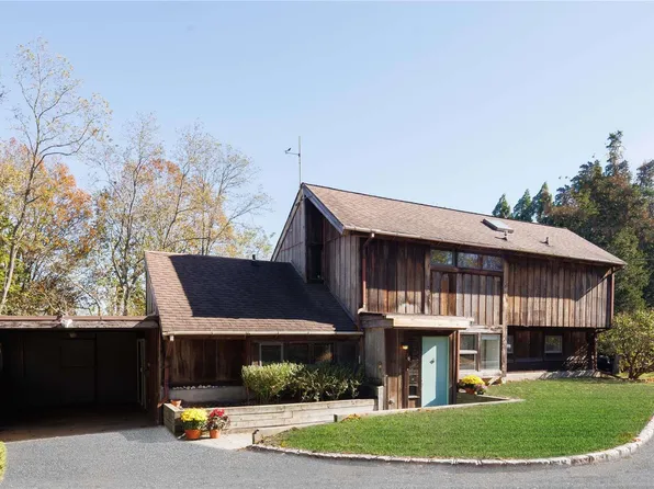 105 S Ferry Road, Shelter Island, NY 11964