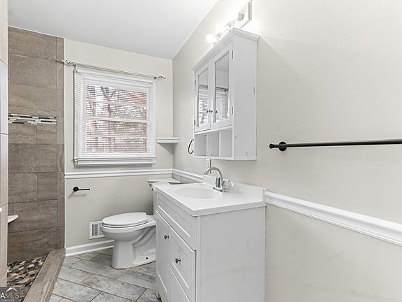 5th image of 112 Athens St